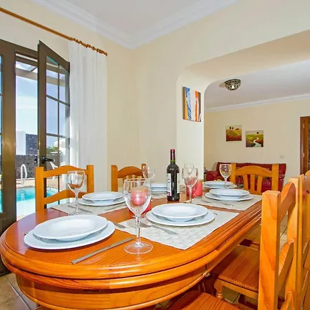 Villa Benjamin Tías